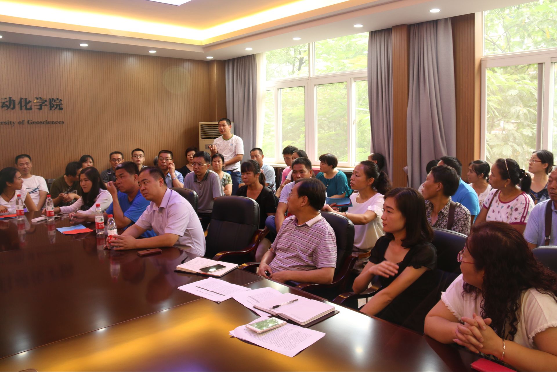 1473040403483892.png 家长座谈会3.png