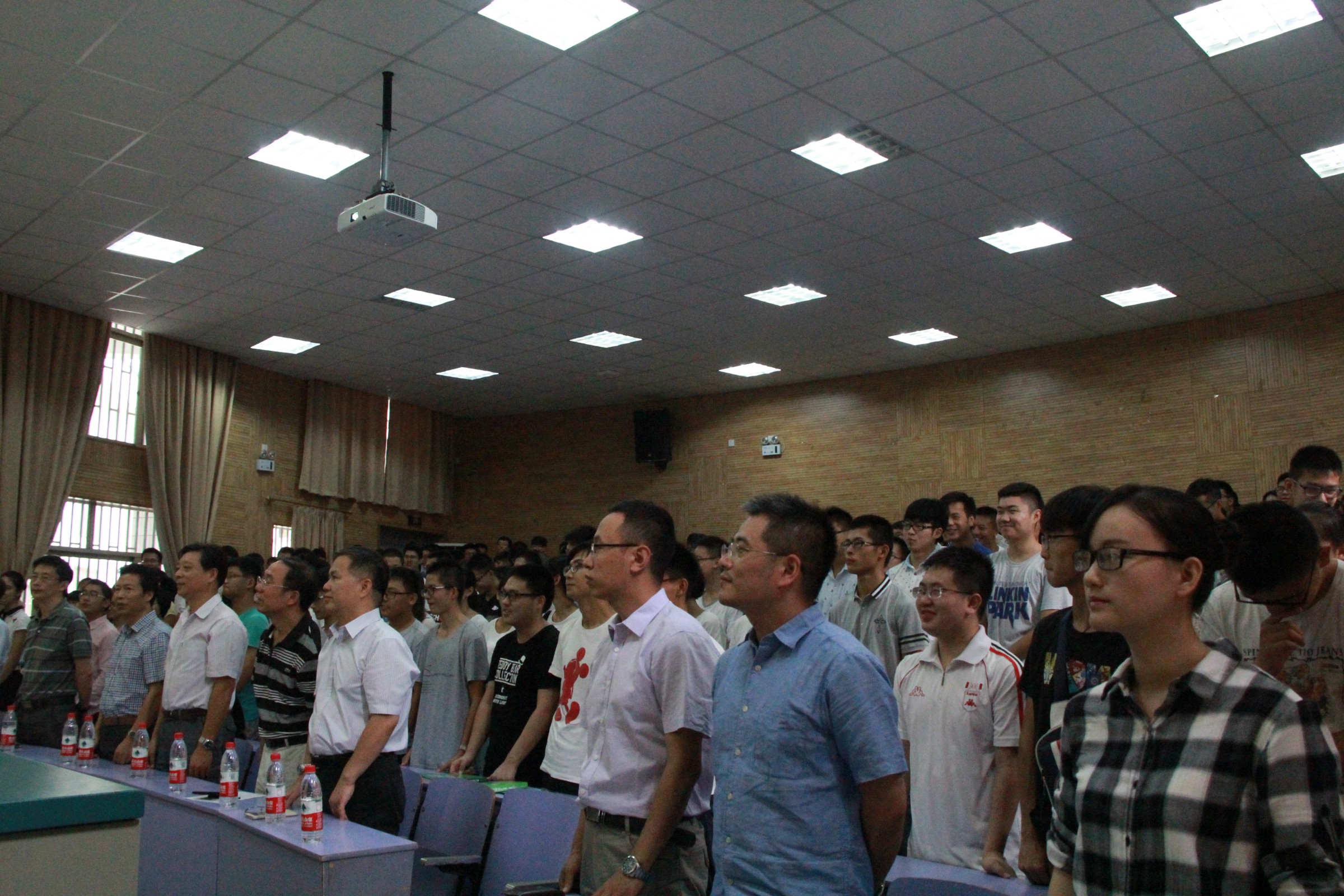 1473428383128036.jpg 开学典礼1.jpg